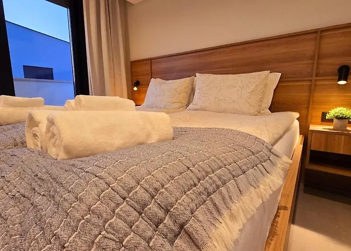 Villa Gorgeous Sunset Walkable To The Sea *