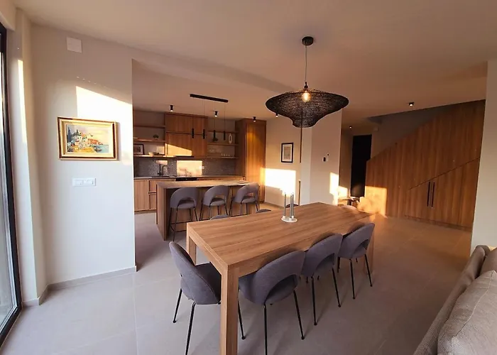 Villa Gorgeous Sunset Walkable To The Sea